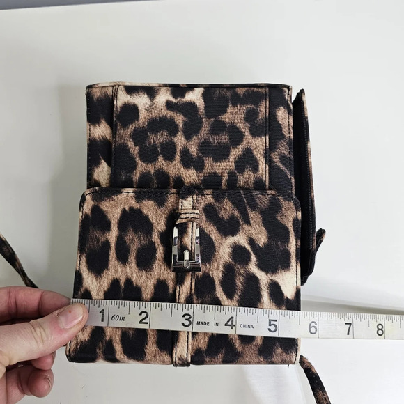 Leopard Print Crossbody Bag with Lots of Compartments - Picture 9 of 12